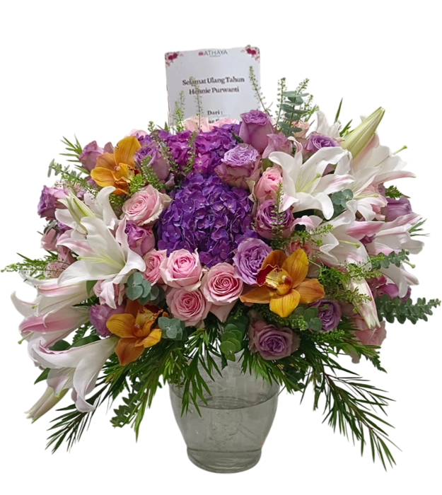 claudia-crystal-clear-vase-roses-hydrangea-cymbidium-lily-talapsi-silver-dollar-leaf-athaya-florist