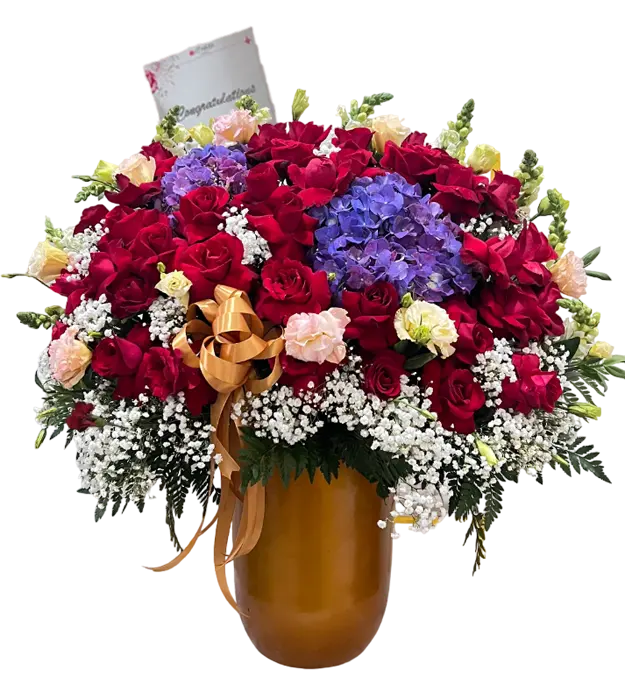 evangelia-vase-table-flower-arrangements-roses-hydrangea-baby-breath-snapdragon-christmas-new-year-occasion-athaya-florist