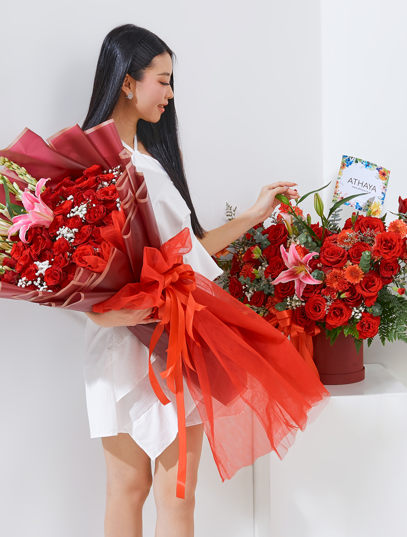 fresh-christmas-flower-arrangement-collection-athaya-florist-jakarta1